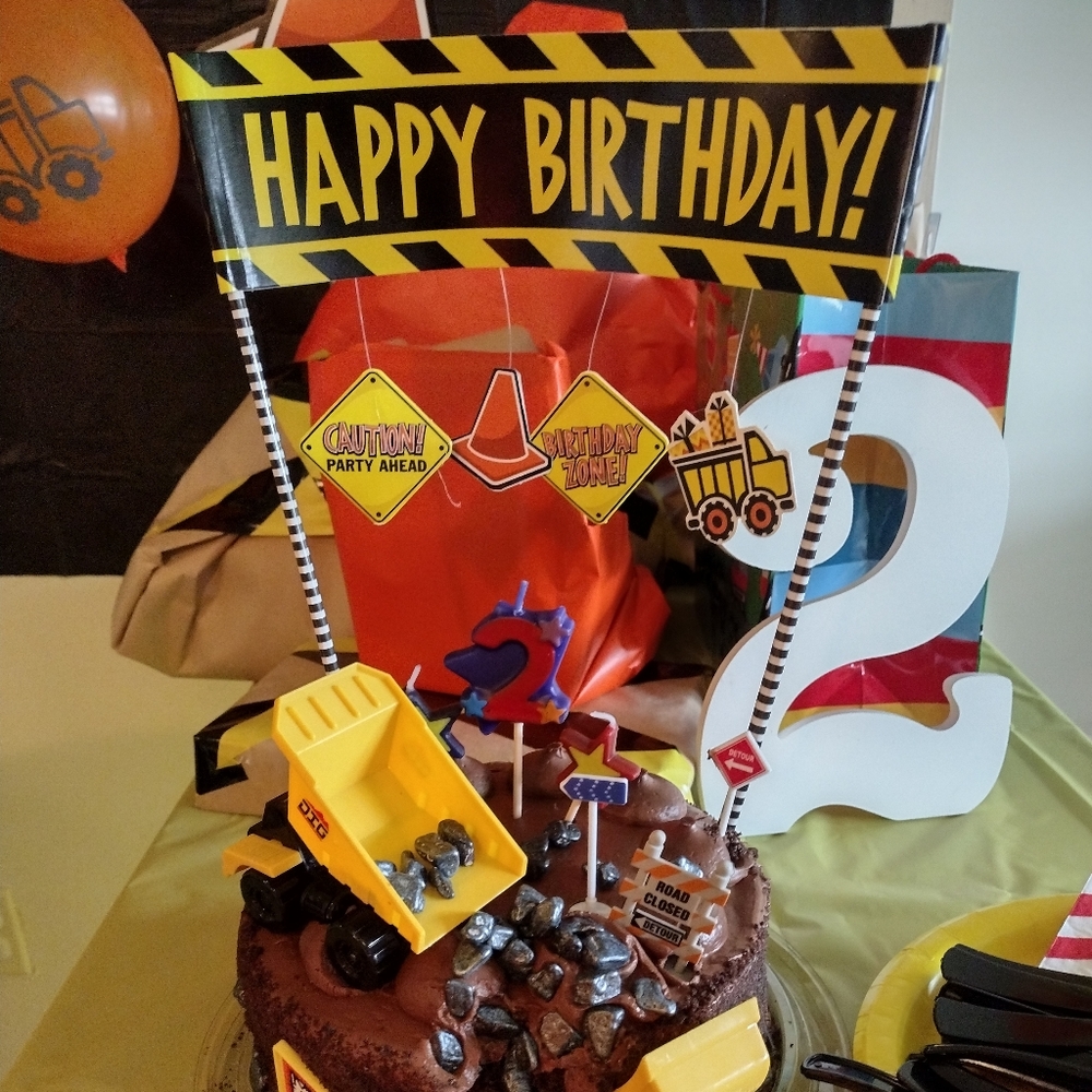 Construction party decor (2yr)